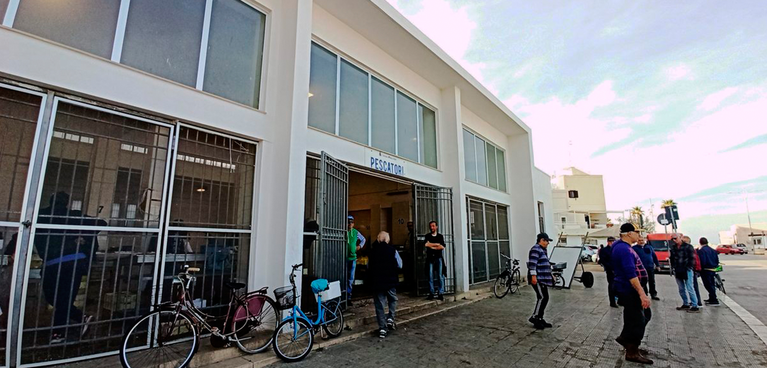 Mercato Ittico Mola di Bari